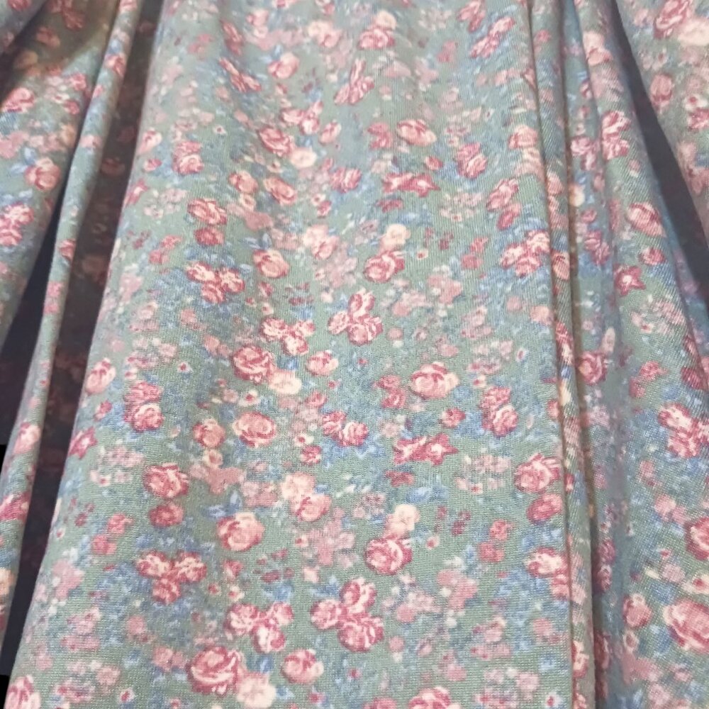 Floral Pajama Set - Picture 2 of 8